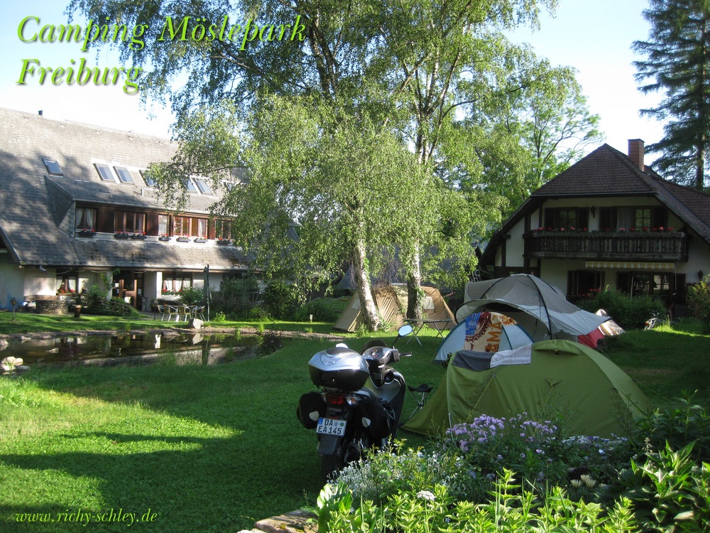 camping-moeslepark_02 Kopie.jpg
